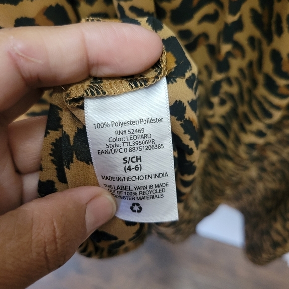 Leopard dress size small EUC Romantic - Picture 7 of 9